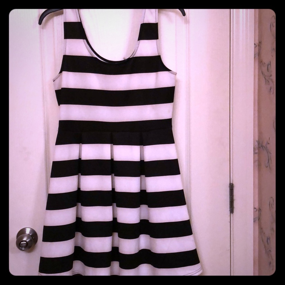 Black and white boutique dress